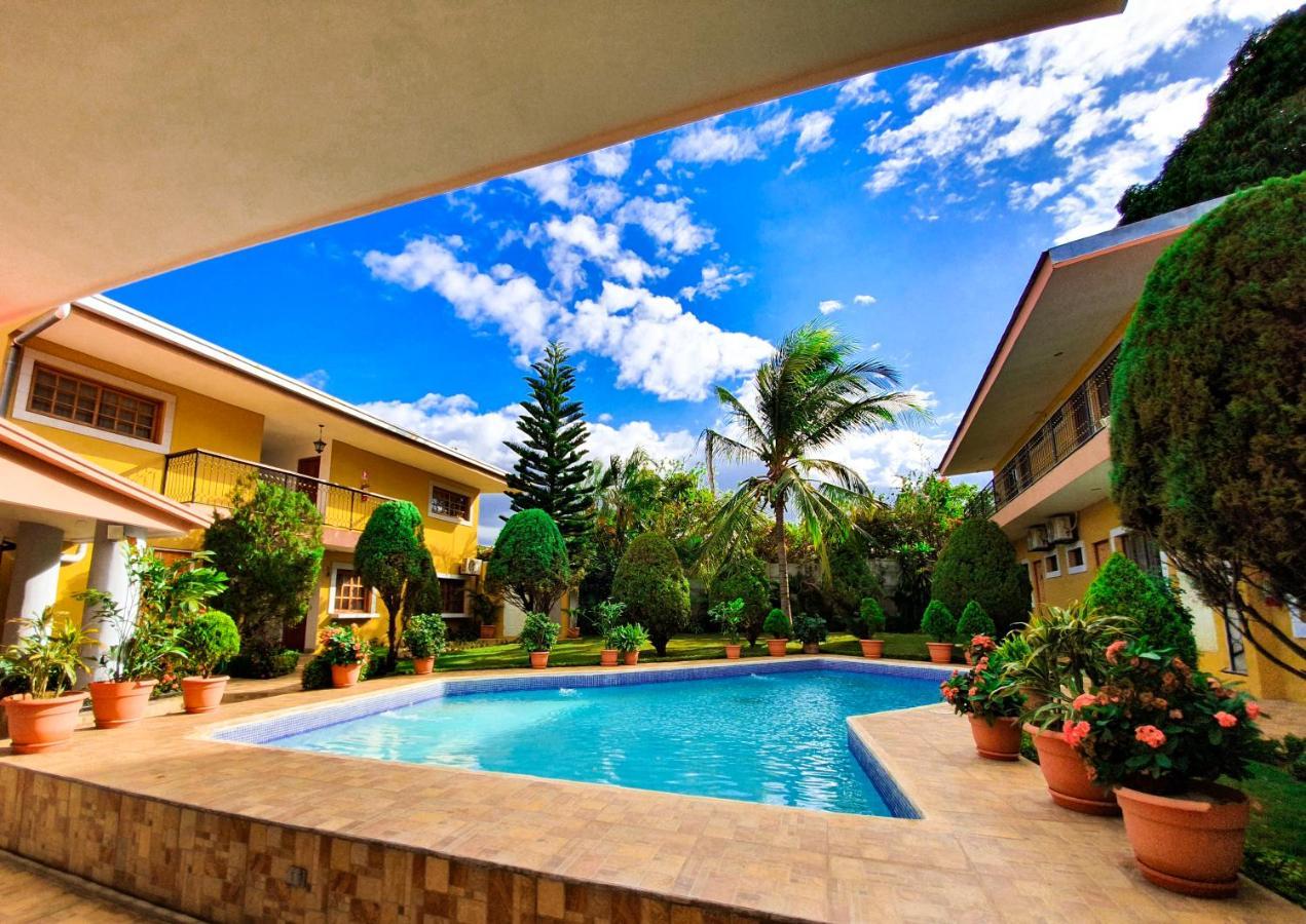 Hotel Los Pinos Managua Eksteriør bilde