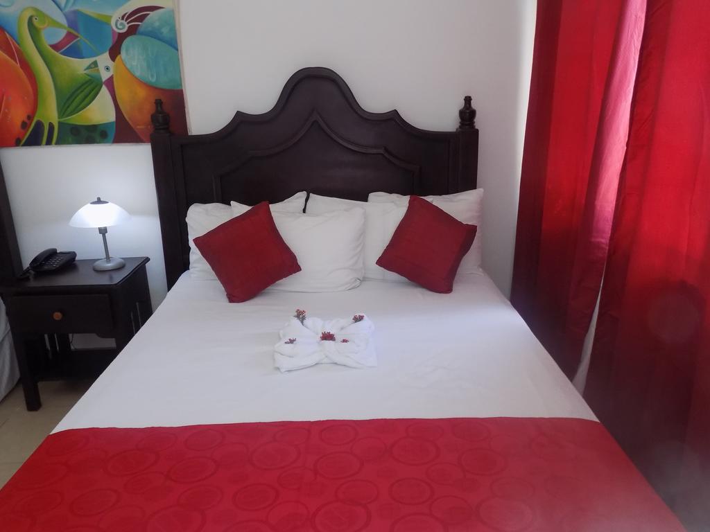 Hotel Los Pinos Managua Eksteriør bilde