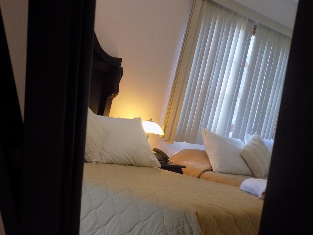 Hotel Los Pinos Managua Eksteriør bilde