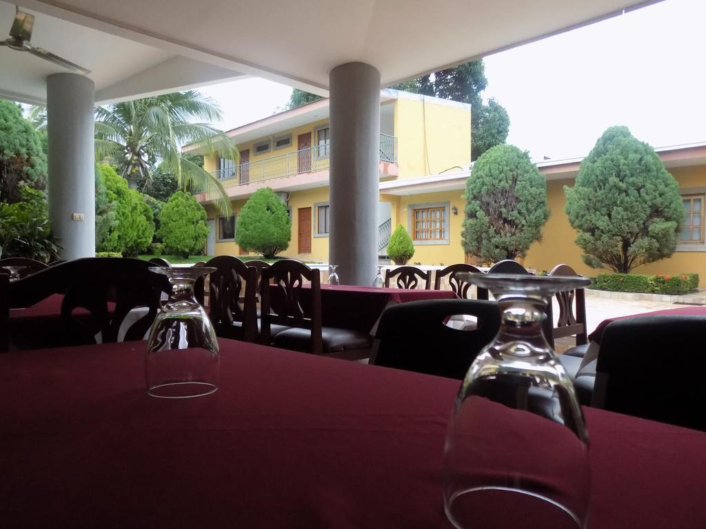 Hotel Los Pinos Managua Eksteriør bilde