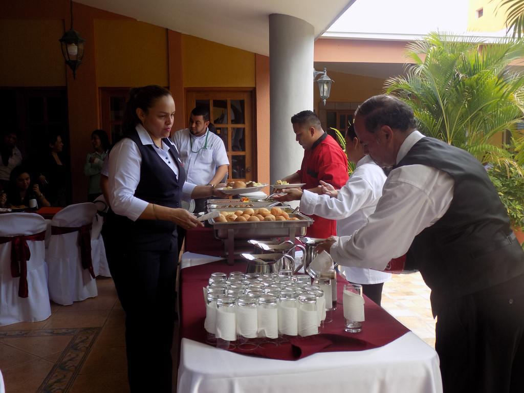 Hotel Los Pinos Managua Eksteriør bilde